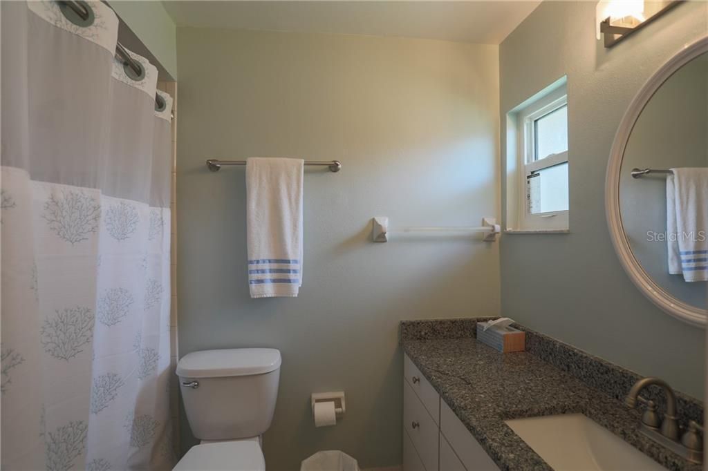 6986 W Country Club Drive N, Unit 6986, Sarasota, FL 34243 Photo