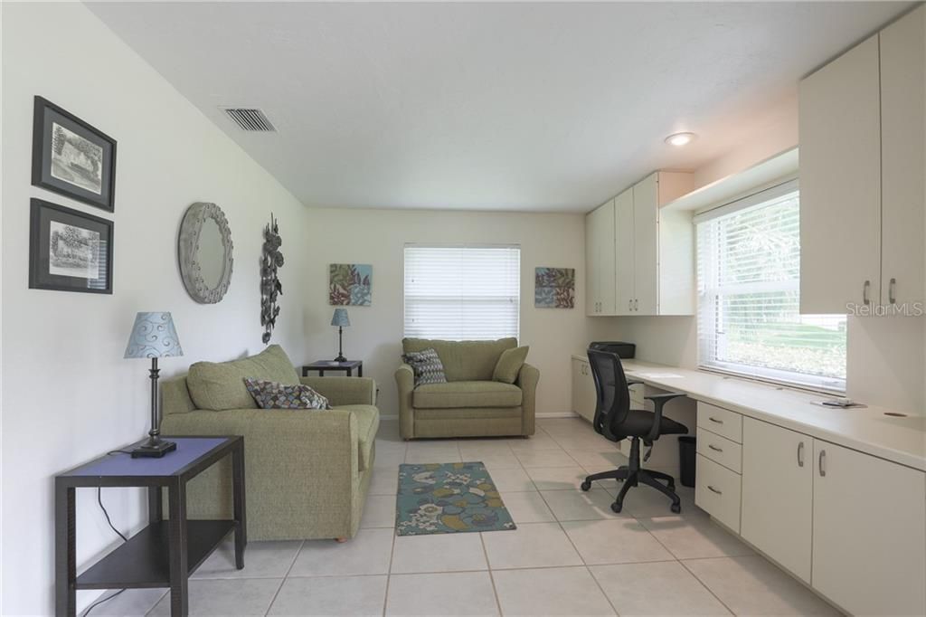 6986 W Country Club Drive N, Unit 6986, Sarasota, FL 34243 Photo