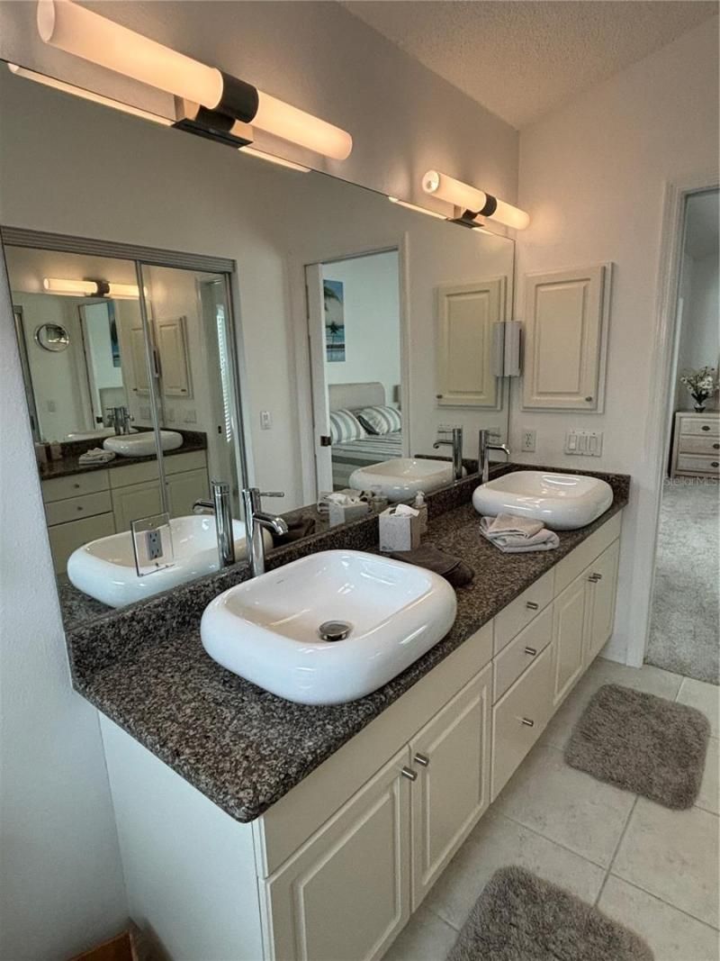 1332 Capri Isles Boulevard, Venice, FL 34292 Photo