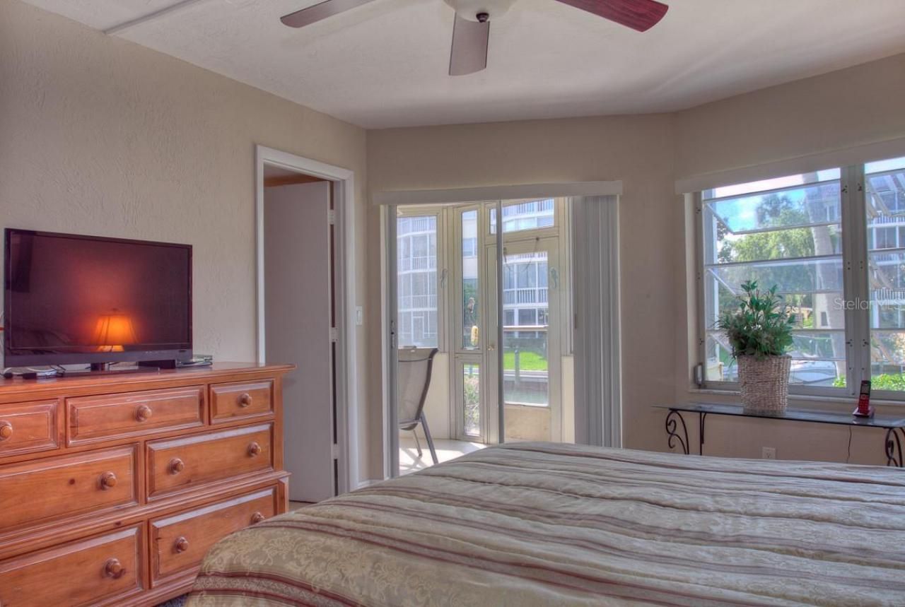 1250 N Portofino Drive, Unit 107MAR, Sarasota, FL 34242 Photo