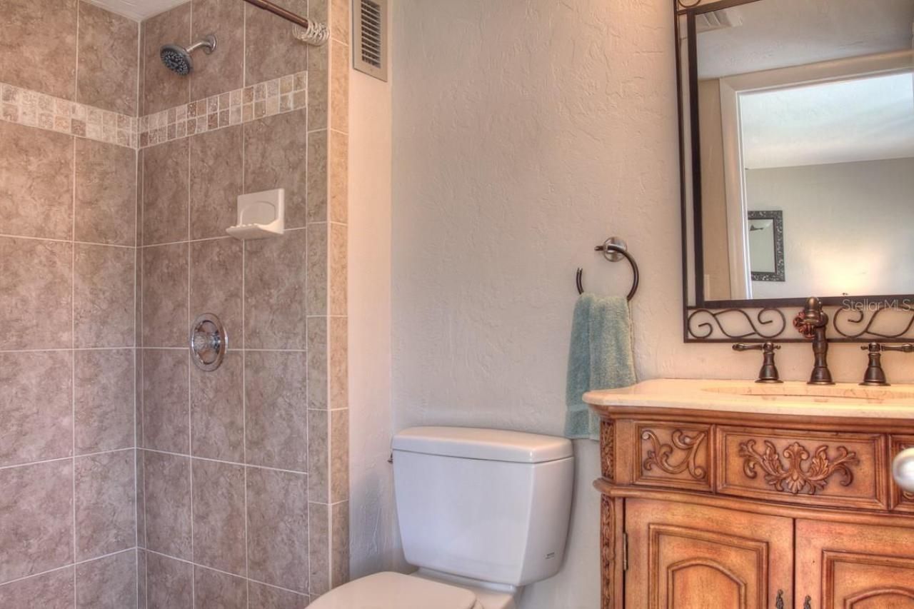 1250 N Portofino Drive, Unit 107MAR, Sarasota, FL 34242 Photo