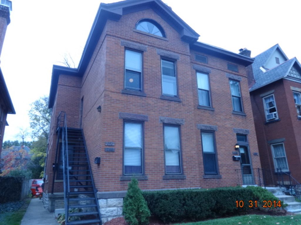 240 W Hubbard Ave, Columbus, OH 43215 Main Photo