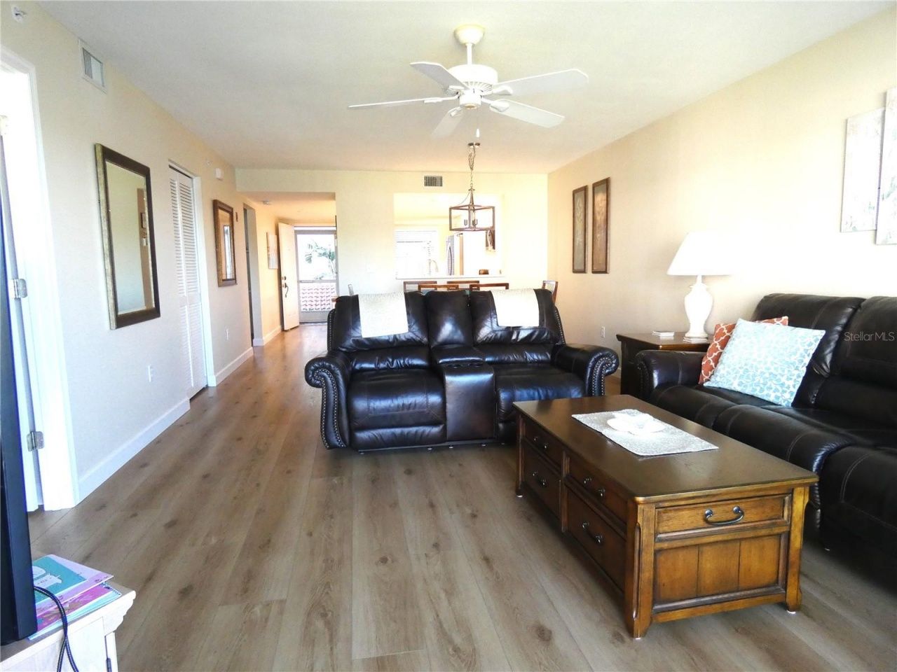 9320 Clubside Circle, Unit 2209, Sarasota, FL 34238 Photo