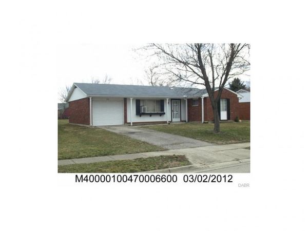 2128 Virginia Drive, Xenia, OH 45385