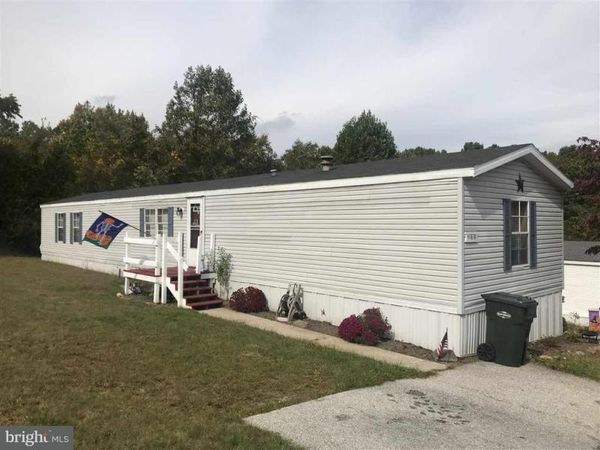 60 CHEROKEE DRIVE, WINDSOR, PA 17366