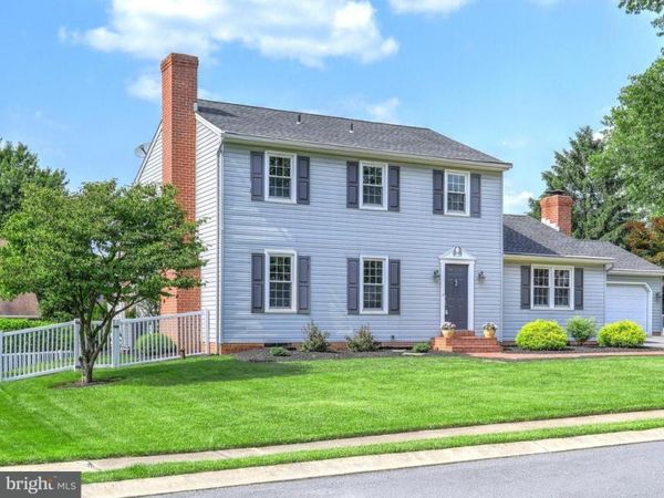 4175 STONE RUN DRIVE, YORK, PA 17402