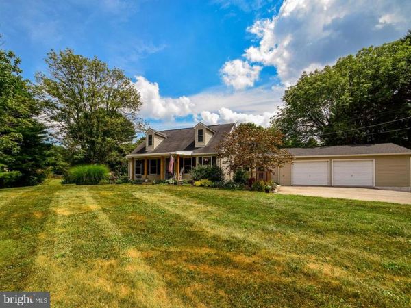 5176 HILLCLIMB ROAD, SPRING GROVE, PA 17362