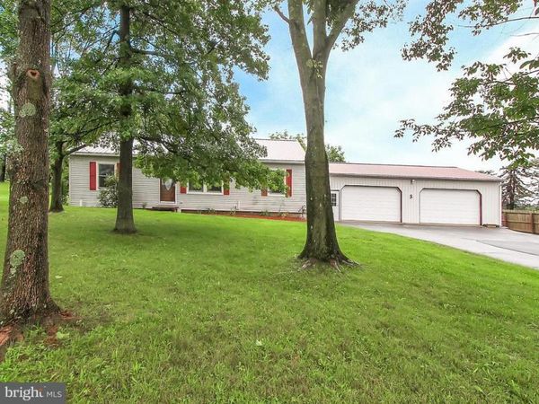 1280 E CANAL ROAD, DOVER, PA 17315