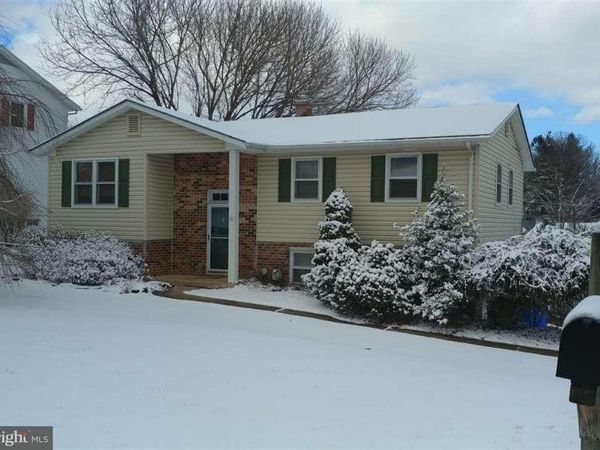630 WOODLAND AVENUE, DALLASTOWN, PA 17313