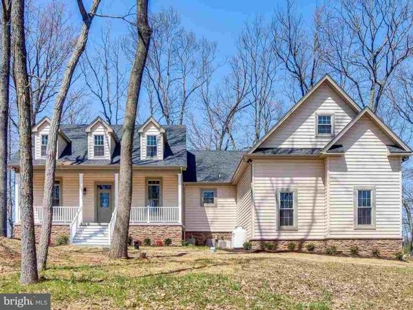 4061 BARWOOD LANE, STEWARTSTOWN, PA 17363