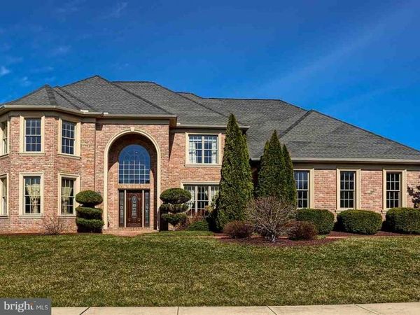 1317 STONEHENGE DRIVE, YORK, PA 17403