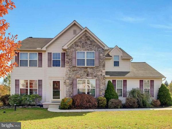 108 E GREENBRIAR DRIVE, JACOBUS, PA 17407