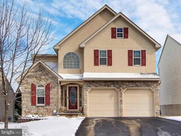 765 THOMAS ARMOR DRIVE, WINDSOR, PA 17366