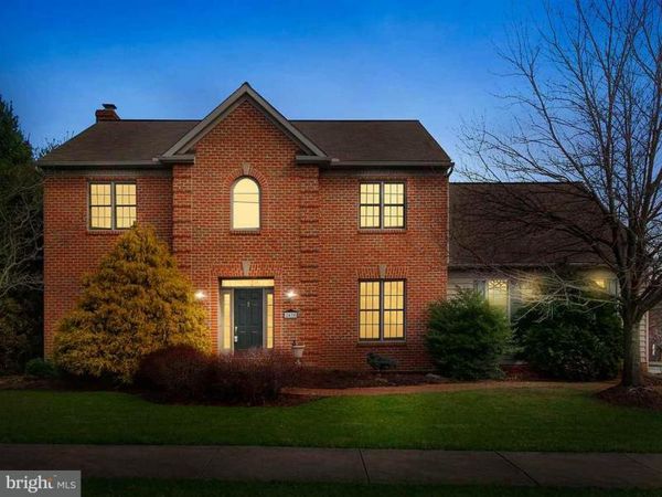 2470 HARTFORD ROAD, YORK, PA 17402