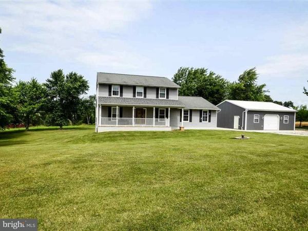 8471 HICKORY ROAD, FELTON, PA 17322
