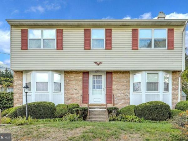 18 HILLARY WAY, COCKEYSVILLE, MD 21030