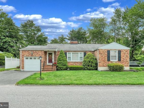 2615 CLEAR SPRINGS BOULEVARD, YORK, PA 17406