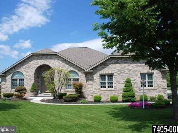 2180 MAY APPLE DRIVE, YORK TWP, PA 17402