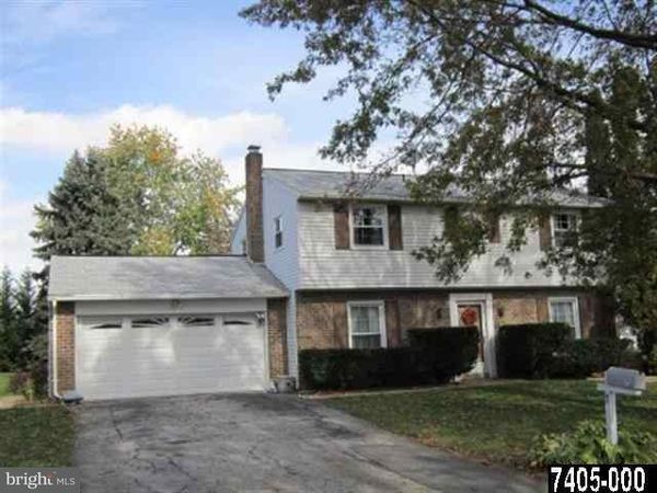 7 BRIARWOOD ROAD, SHREWSURY, PA 17361