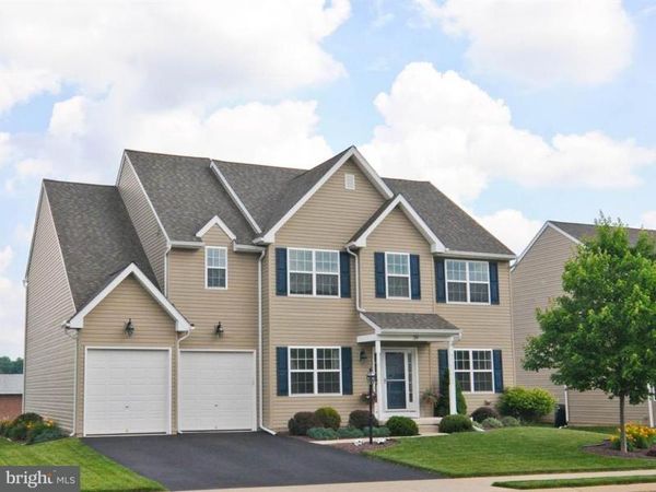 39 S 3RD STREET, NEW FREEDOM, PA 17349