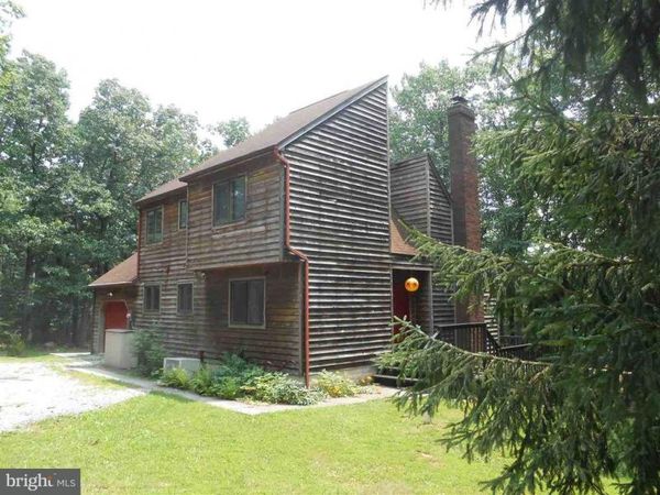 1238 GLATCO LODGE ROAD, HANOVER, PA 17331
