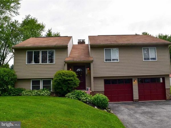13555 BONAIR ROAD, GLEN ROCK, PA 17327