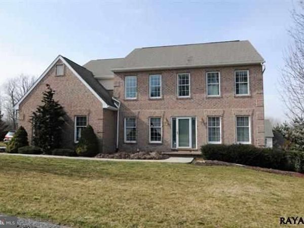 25 MCCURLEY DRIVE, NEW FREEDOM, PA 17349