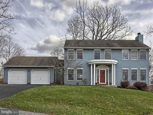 5 RIDGEWOOD ROAD, GLEN ROCK, PA 17327