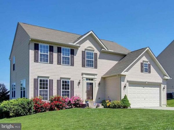 6340 LAUREN LANE, SPRING GROVE, PA 17362