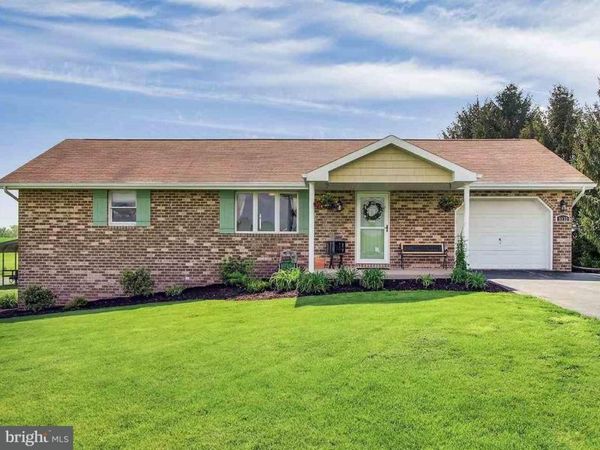5132 ROBIN ROAD, DOVER, PA 17315