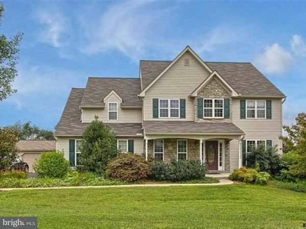 11 FERNDALE ROAD, SEVEN VALLEYS, PA 17360