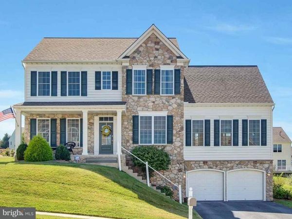 2063 WESTBURY COURT, RED LION, PA 17356