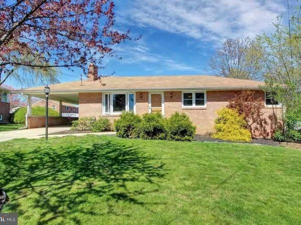 2960 SPENCER COURT, YORK, PA 17408
