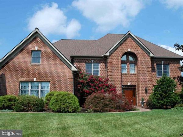 1985 ROSEWOOD LANE, YORK, PA 17403