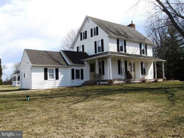 109 CHARLES AVENUE, STEWARTSTOWN, PA 17363