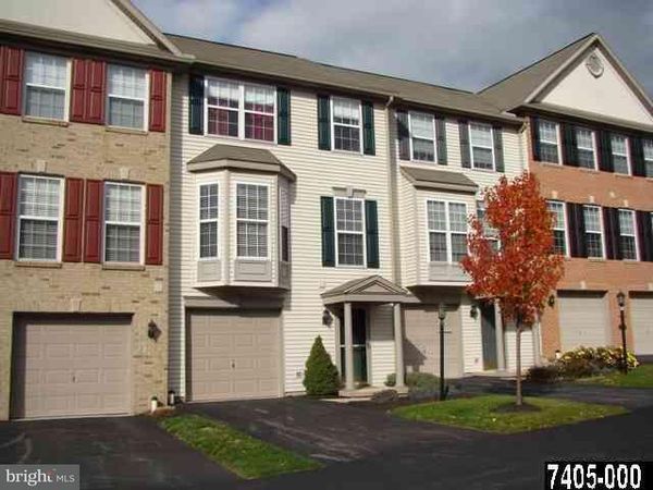 338 HARVEST FIELD LANE, YORK TWP, PA 17403