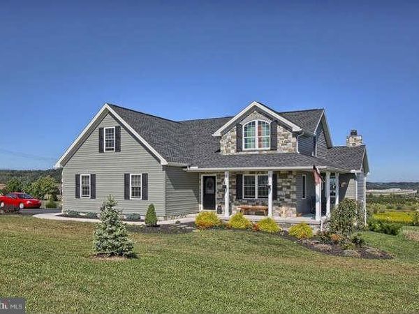 1306 KBS ROAD, YORK, PA 17404