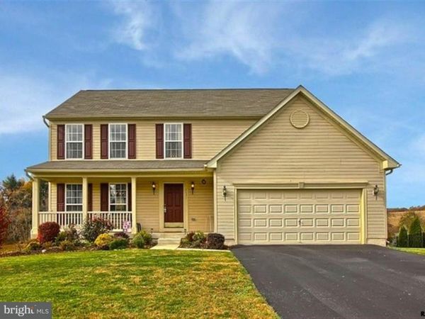 6430 LAUREN LANE, SPRING GROVE, PA 17362