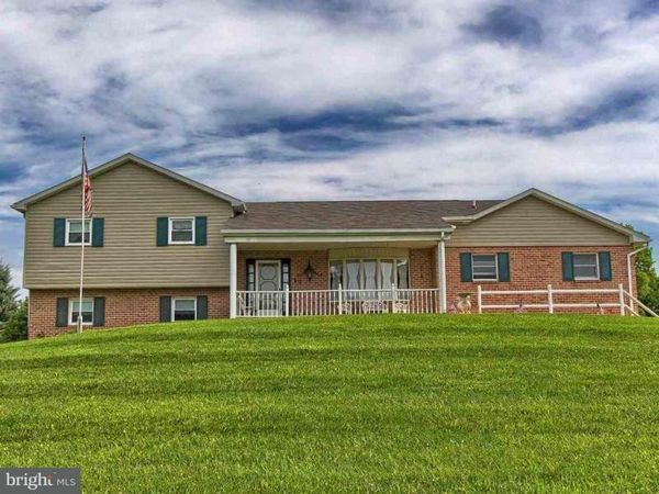 17 WATER STREET, YORK, PA 17403
