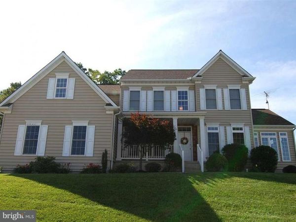 713 CONNOLLY DRIVE, RED LION, PA 17356