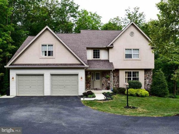 303 MOHAWK DRIVE, RED LION, PA 17356