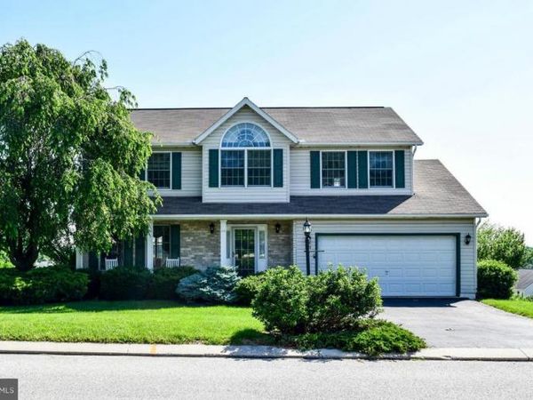 219 SCARBOROUGH FARE E, STEWARTSTOWN, PA 17363