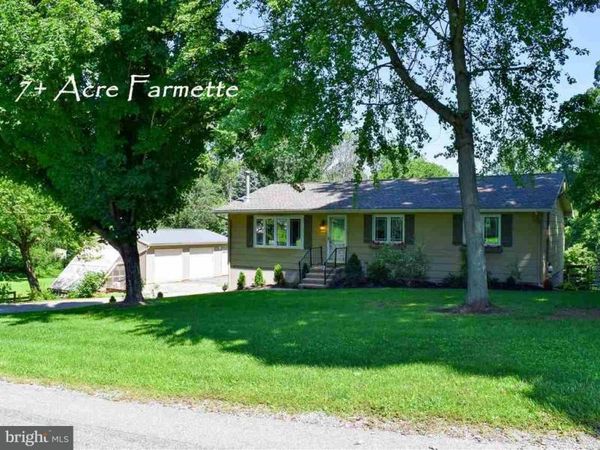 8221 CHURCH ROAD, FELTON, PA 17322