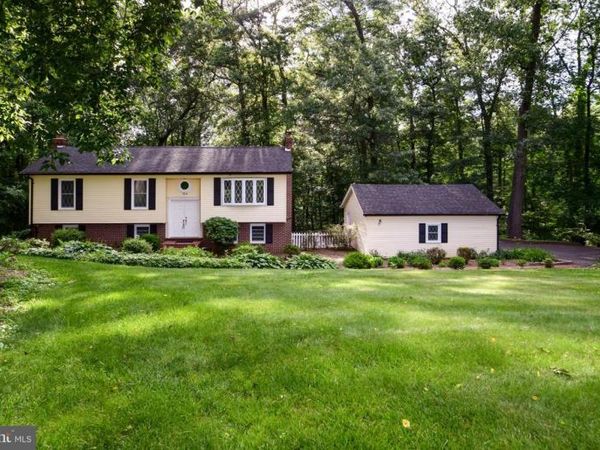 204 JONES ROAD, FAWN GROVE, PA 17321