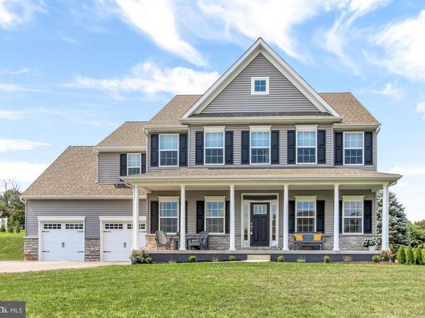 16 GREENVIEW DRIVE, SHREWSBURY, PA 17361