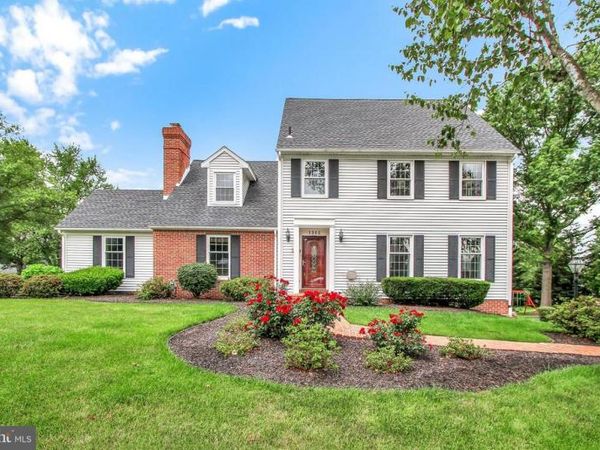 1300 DETWILER DRIVE, YORK, PA 17404