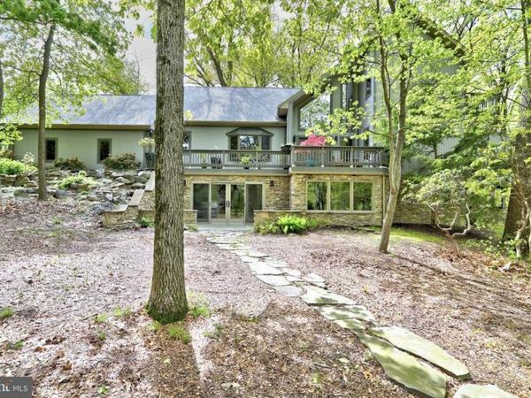 3888 RIDGEWOOD ROAD, YORK, PA 17406