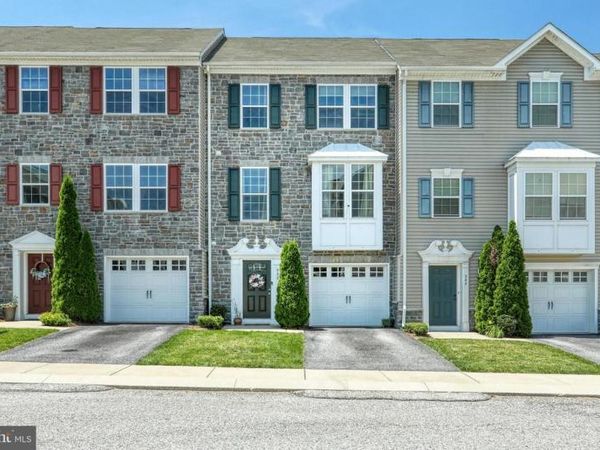 948 STONEHAVEN WAY, Unit 9, YORK, PA 17403