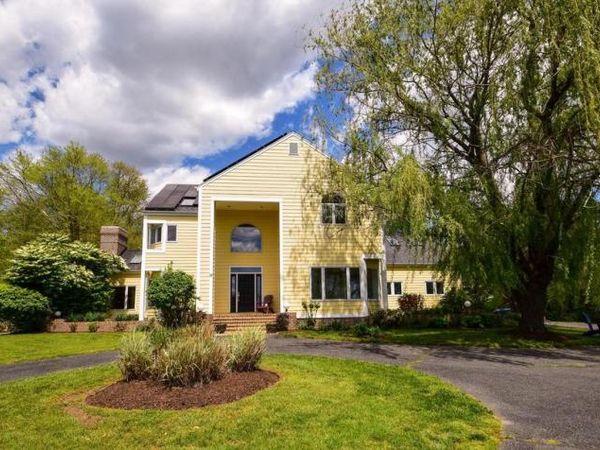 18 OVERSHOT COURT, PHOENIX, MD 21131