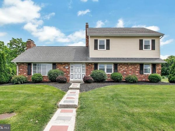 2031 NOSS ROAD, YORK, PA 17408